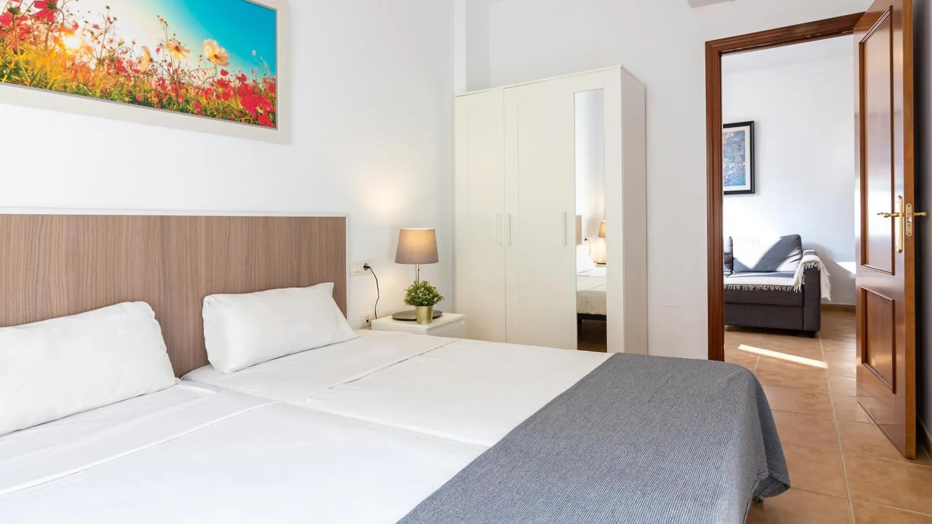 Malaga Center Flat. City Center Train Station Spain