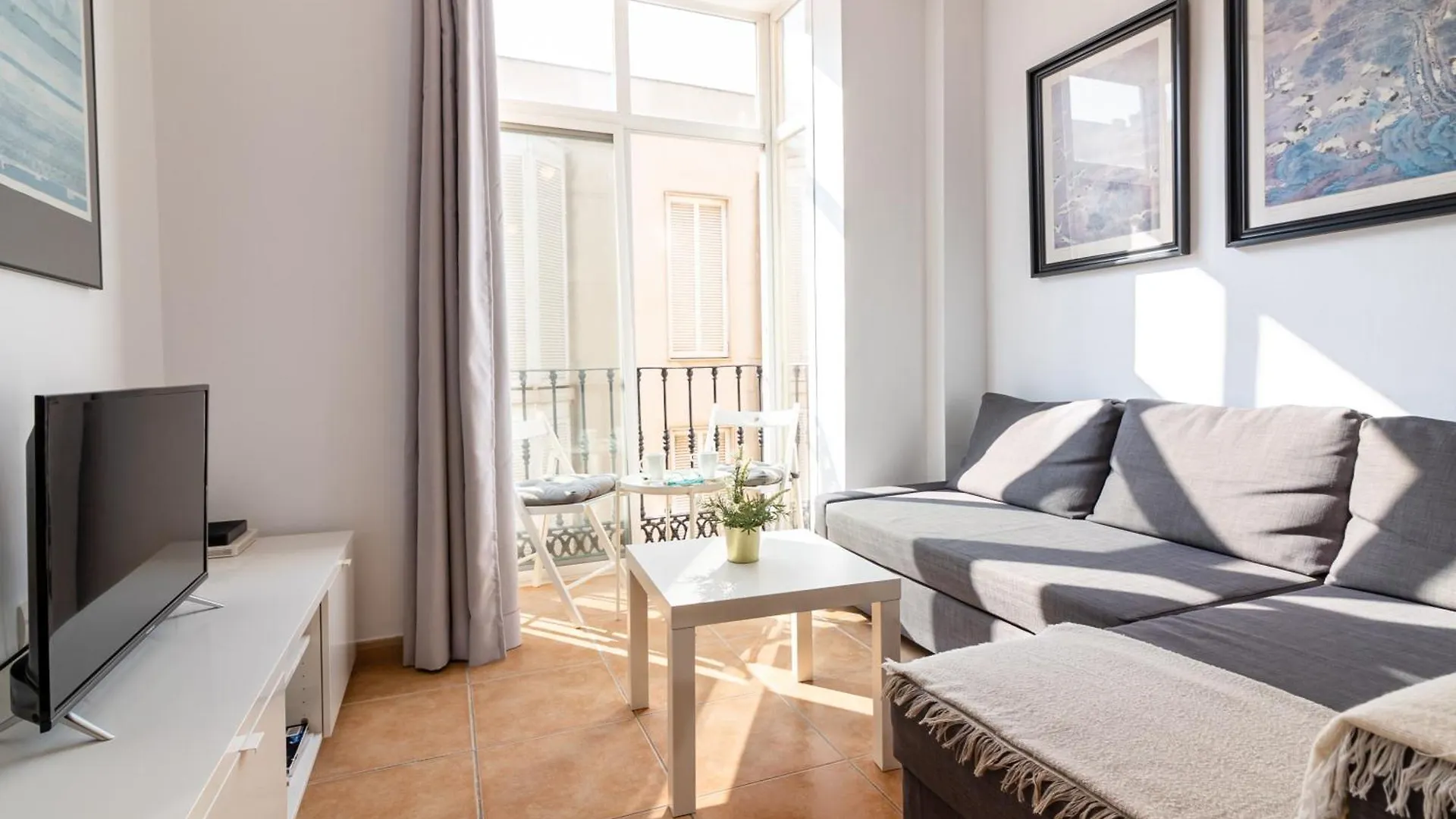 Apartment Malaga Center Flat. City Center Train Station